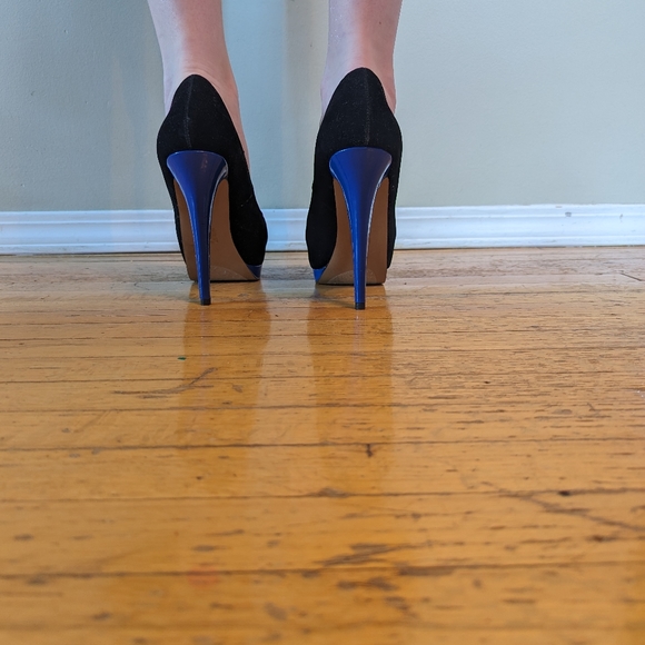 High heels - Picture 4 of 13